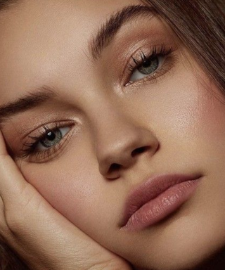 The Most Flattering Eye Shadow Colour You’re Probably Not Wearing